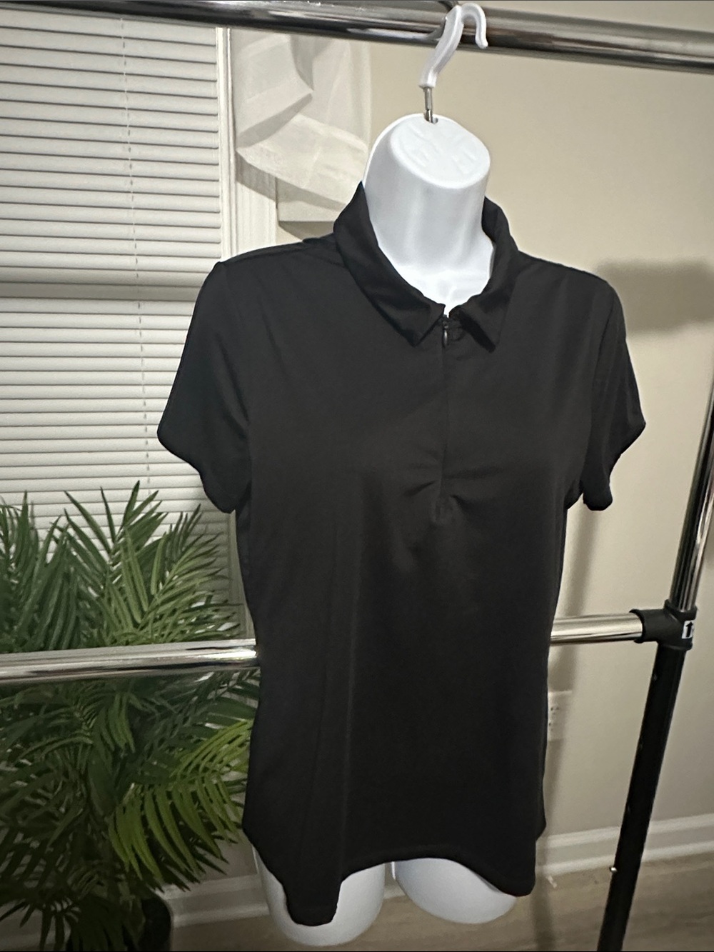 Tommy Bahama Black Short-Sleeve Womens Golf shirt